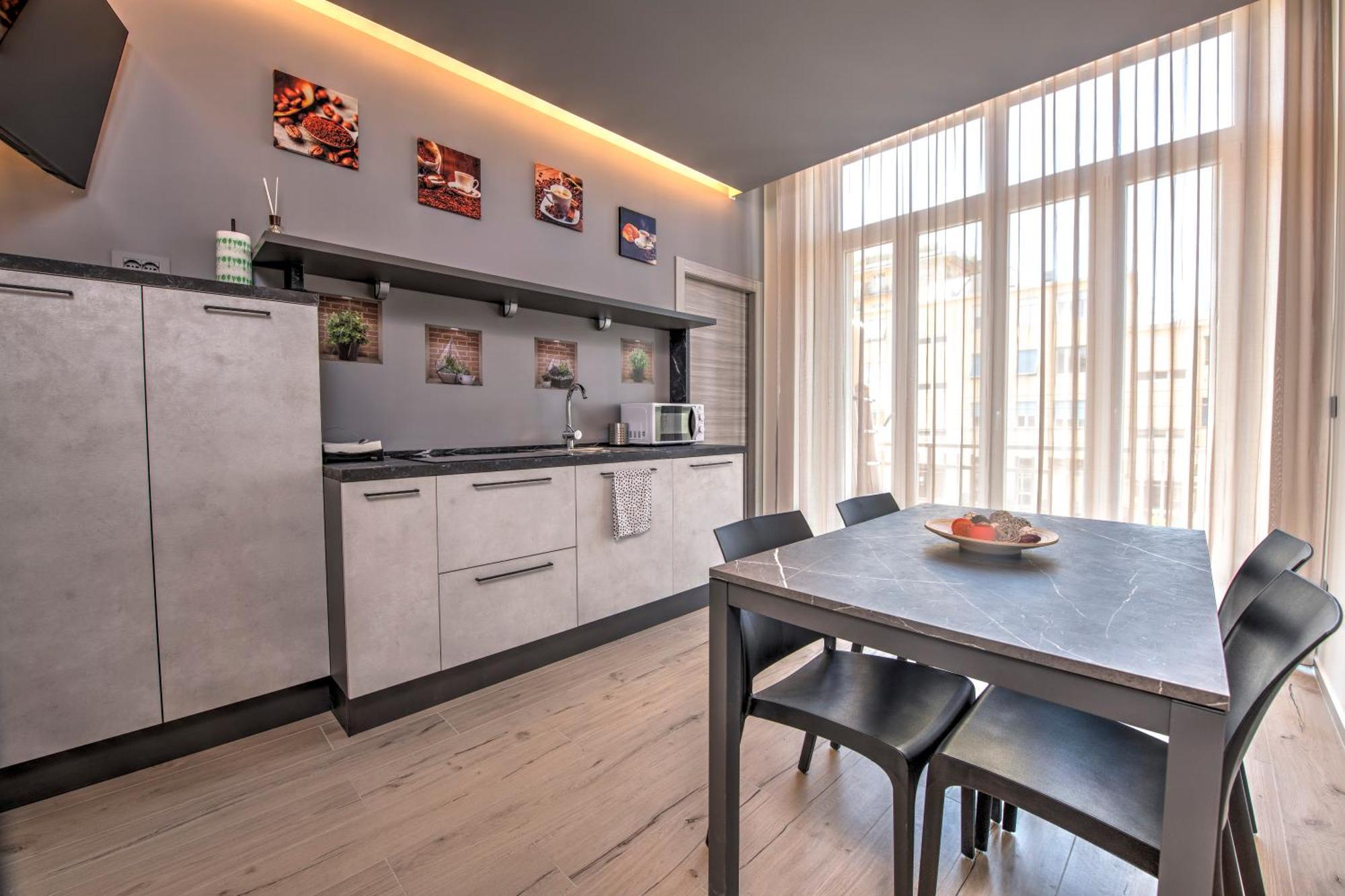 243B - Appartamento Mignon - Sara Home Chiavari, 200Metri Dal Mare Buitenkant foto